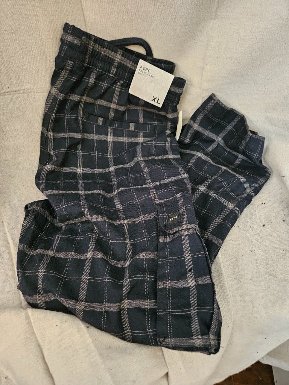 Men's Aeropostale Baggy Stretch Cargo Pants Size XL NEW with tags